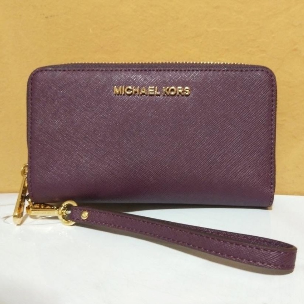 NEW Michael Kors Plum Wristlet/Wallet